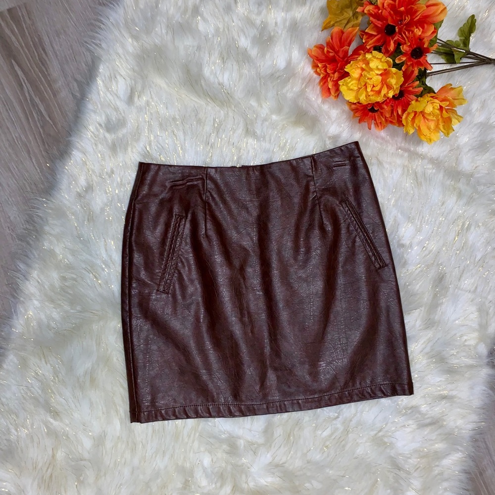 Forever 21 leather mini skirt